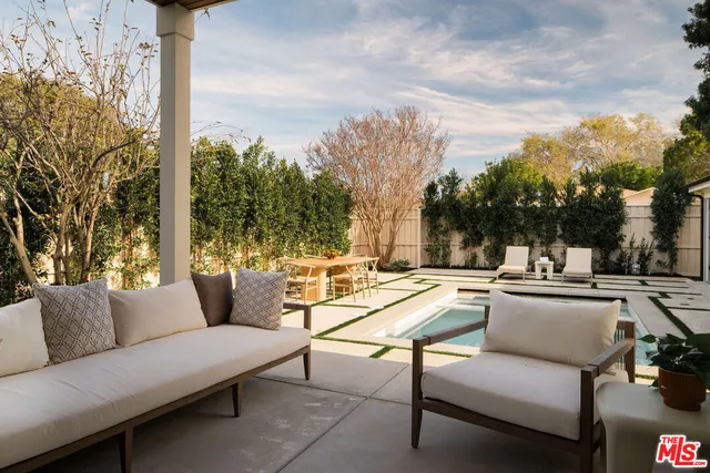 $3,349,000 | 3444 Redwood Avenue, Los Angeles, CA 90066