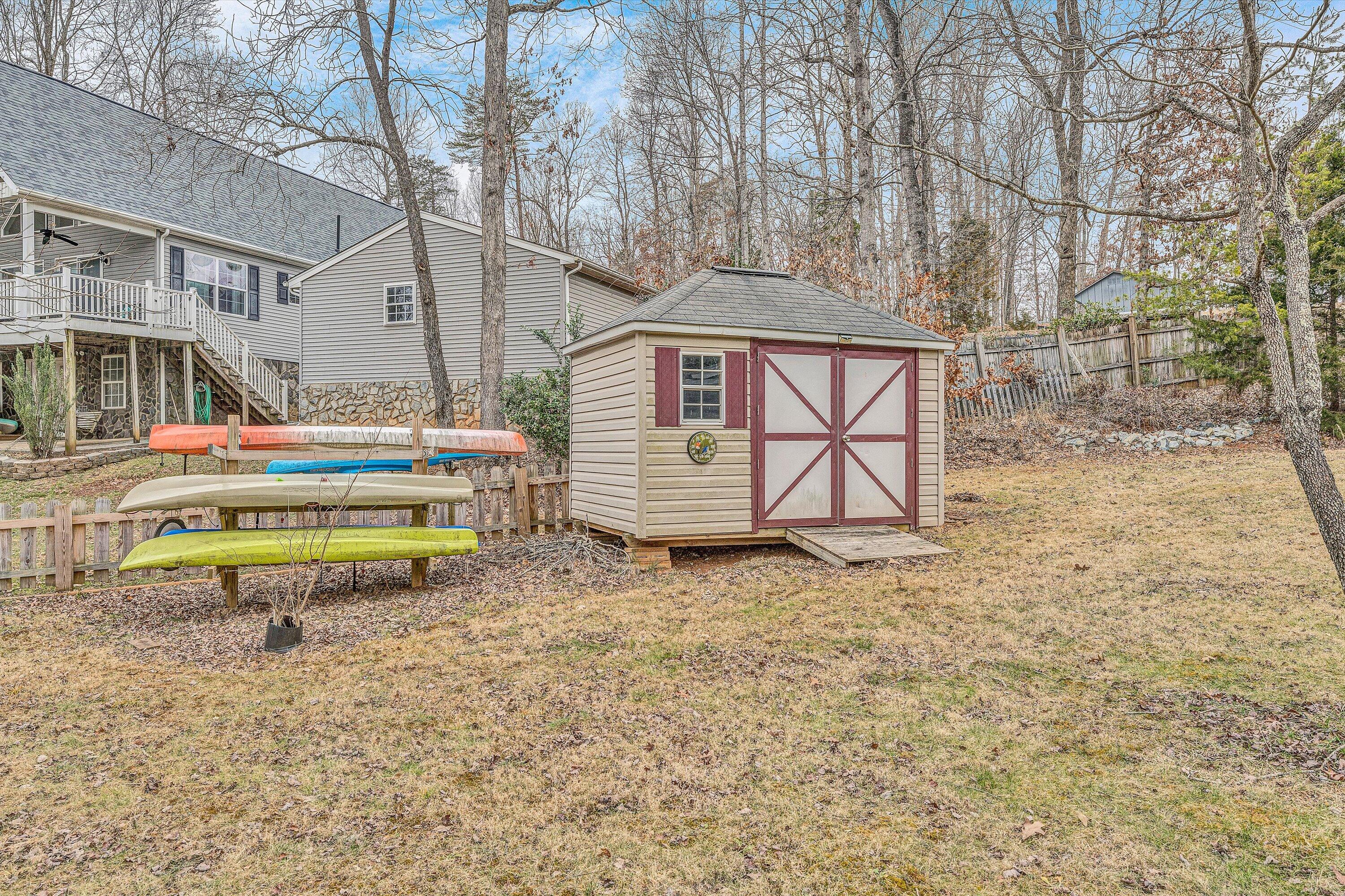 2300 Buccaneer Road Moneta, VA 24121 - Photo 27 of 33 28-DSC00677