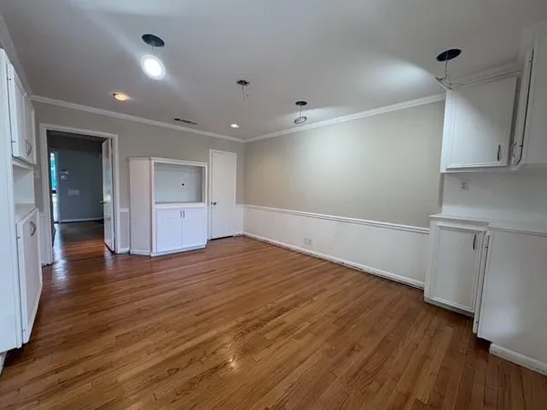 $5,500 | 7525 Wentwood Drive, Dallas, TX 75225