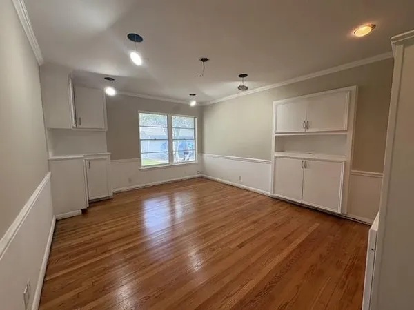 $5,500 | 7525 Wentwood Drive, Dallas, TX 75225