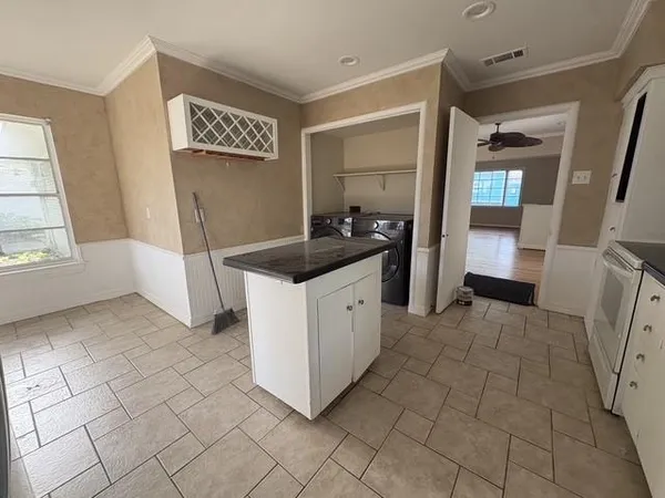 $5,500 | 7525 Wentwood Drive, Dallas, TX 75225