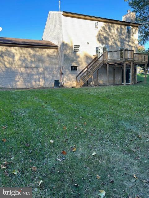 9801 Old Frank Tippett Road Upper Marlboro, MD 20772 - Photo 25 of 35 Large Back yard