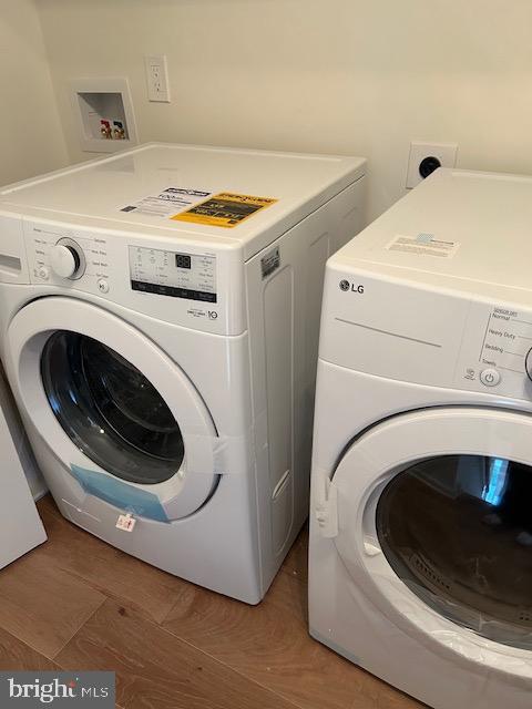 9801 Old Frank Tippett Road Upper Marlboro, MD 20772 - Photo 30 of 35 Third Floor Laundry