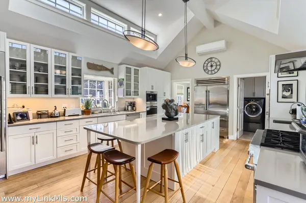 $3,950,000 | 20 Edson Forest Road, West Tisbury, MA 02568