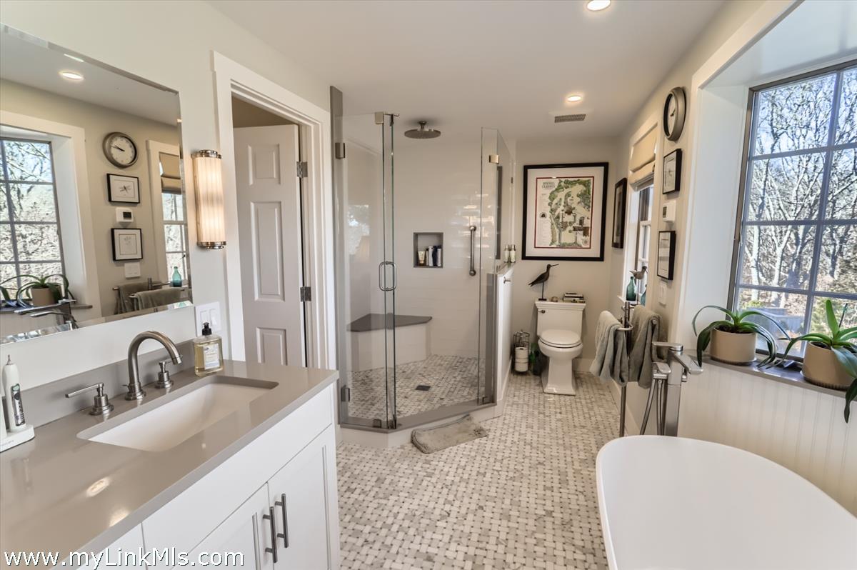 20 Edson Forest Road West Tisbury, MA 02568 - Photo 24 of 47 Primary ensuite