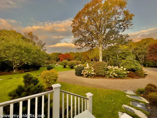 $3,950,000 | 20 Edson Forest Road, West Tisbury, MA 02568