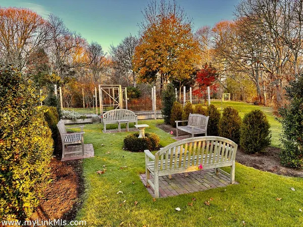 $3,950,000 | 20 Edson Forest Road, West Tisbury, MA 02568