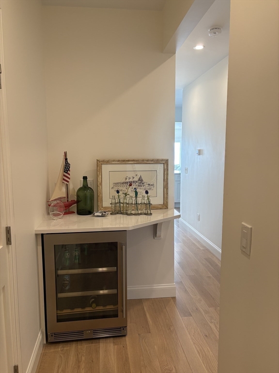 49 Raymond Street, Unit D Manchester, MA 01944 - Photo 17 of 21