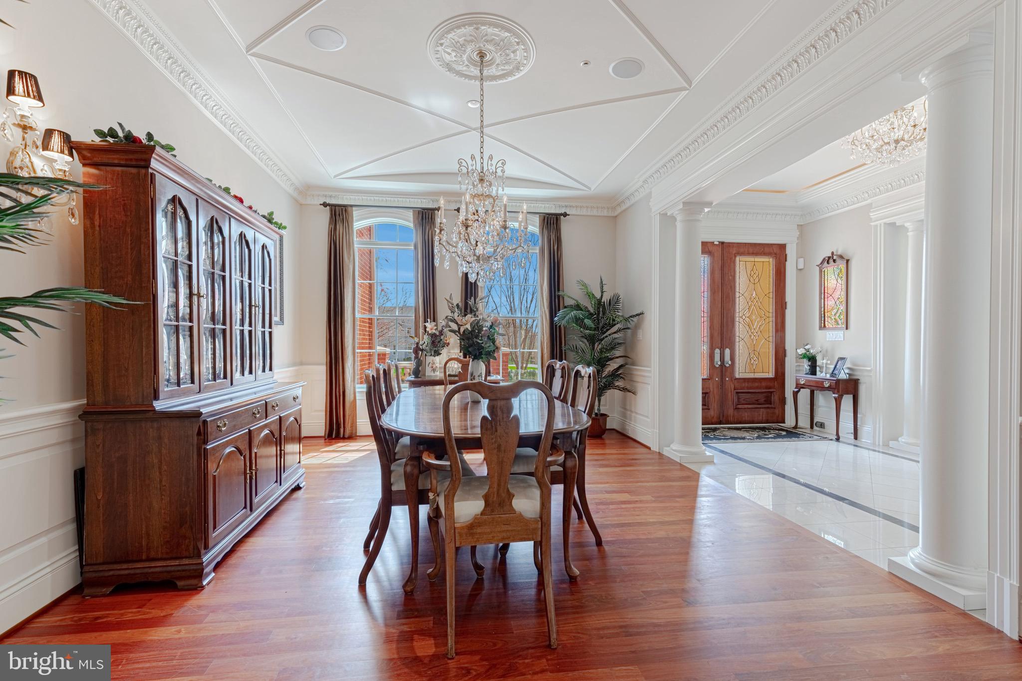 10100 Gary Road Potomac, MD 20854 - Photo 18 of 71 Beautiful dining room bathed in natural light.