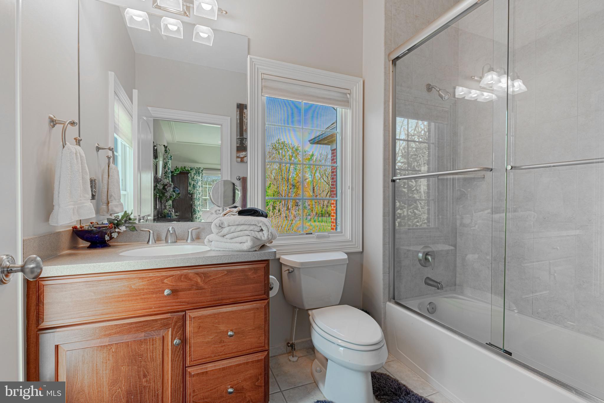 10100 Gary Road Potomac, MD 20854 - Photo 38 of 71 Full bath #5