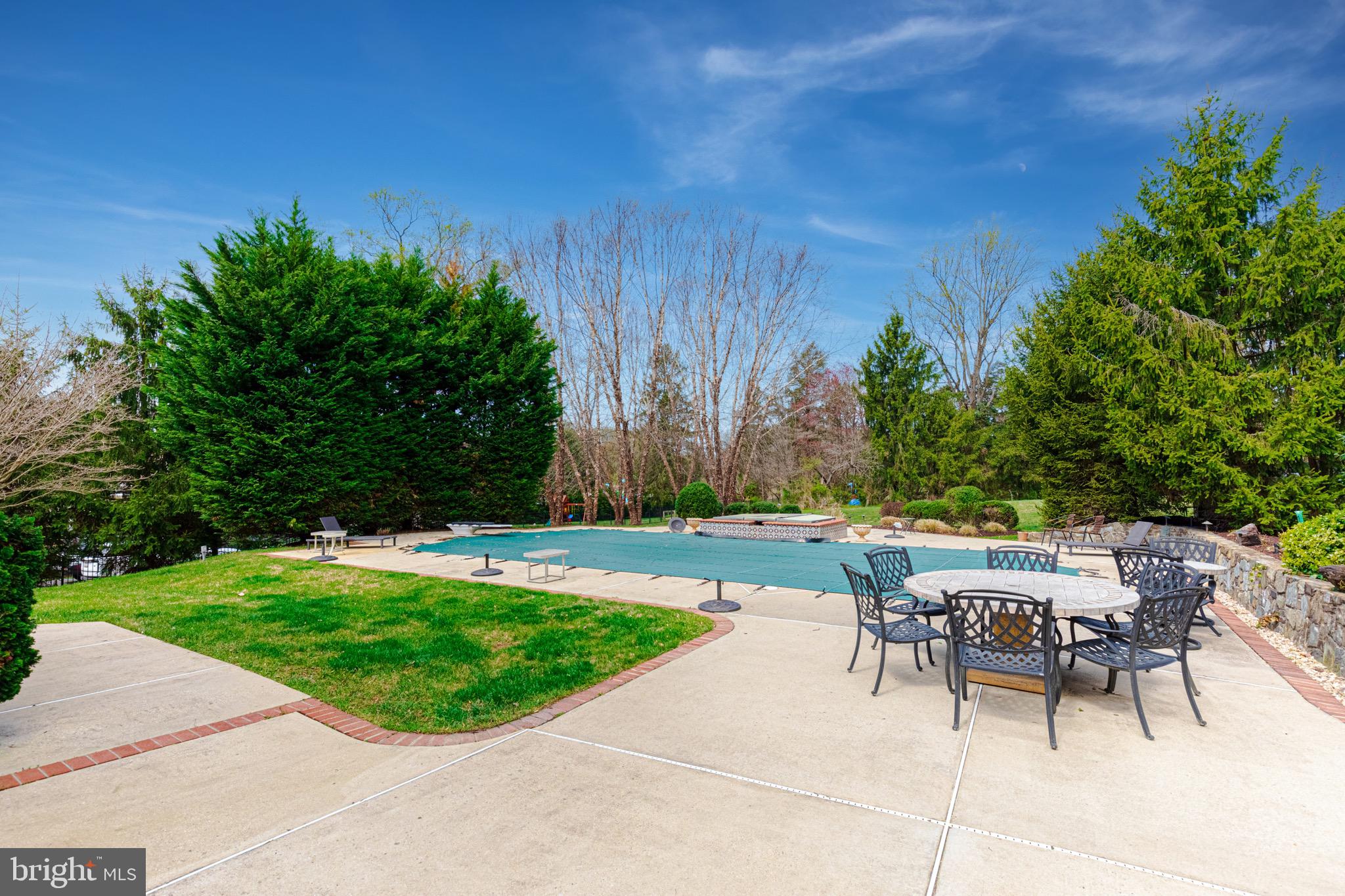 10100 Gary Road Potomac, MD 20854 - Photo 60 of 71 Your spa oasis awaits.