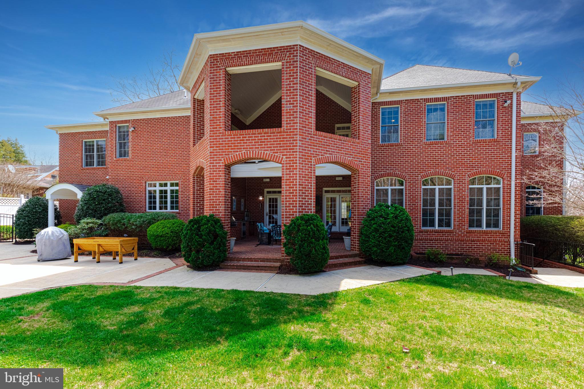 10100 Gary Road Potomac, MD 20854 - Photo 69 of 71 Rear elevation