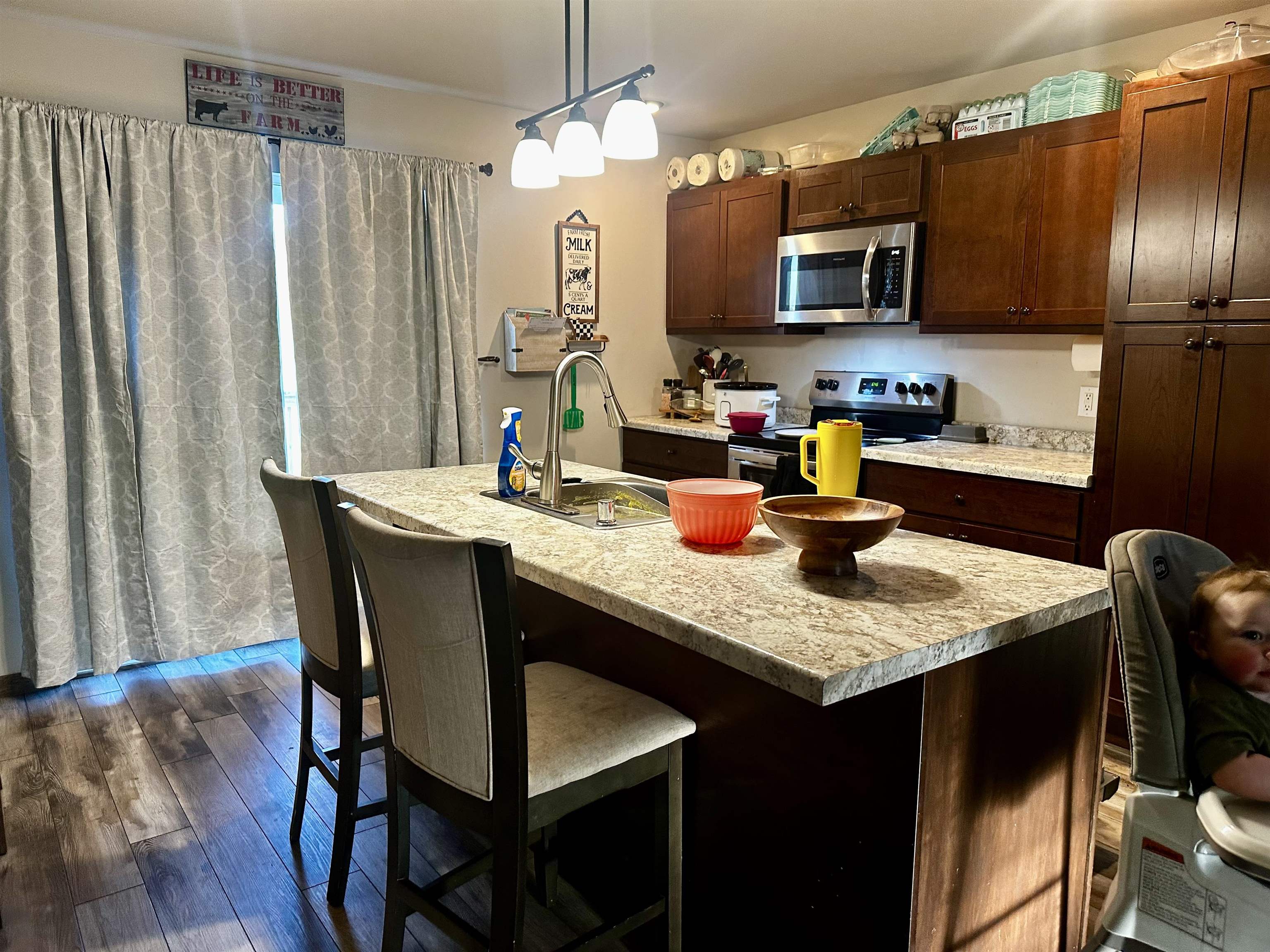 524 South Main Street Juneau, WI 53039 - Photo 2 of 18