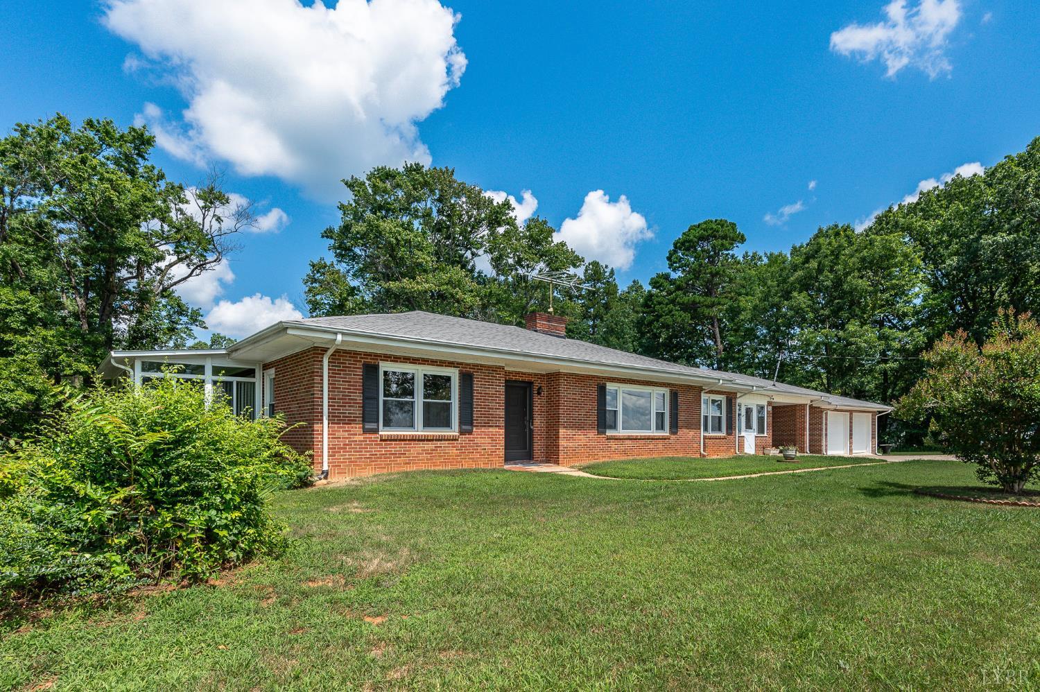 2103 Wileman Road Lynch Station, VA 24571 - Photo 4 of 63 Gallery Image 4