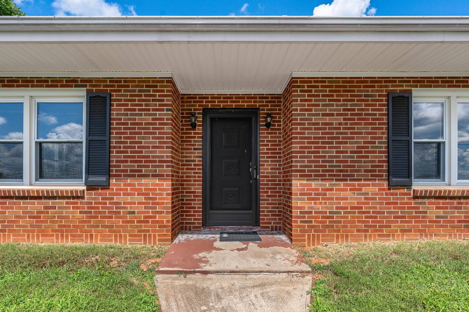 2103 Wileman Road Lynch Station, VA 24571 - Photo 9 of 63 Gallery Image 9