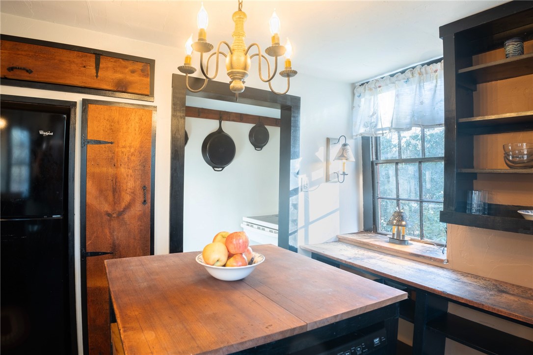 1724 S Road South Kingstown, RI 02881 - Photo 10 of 30