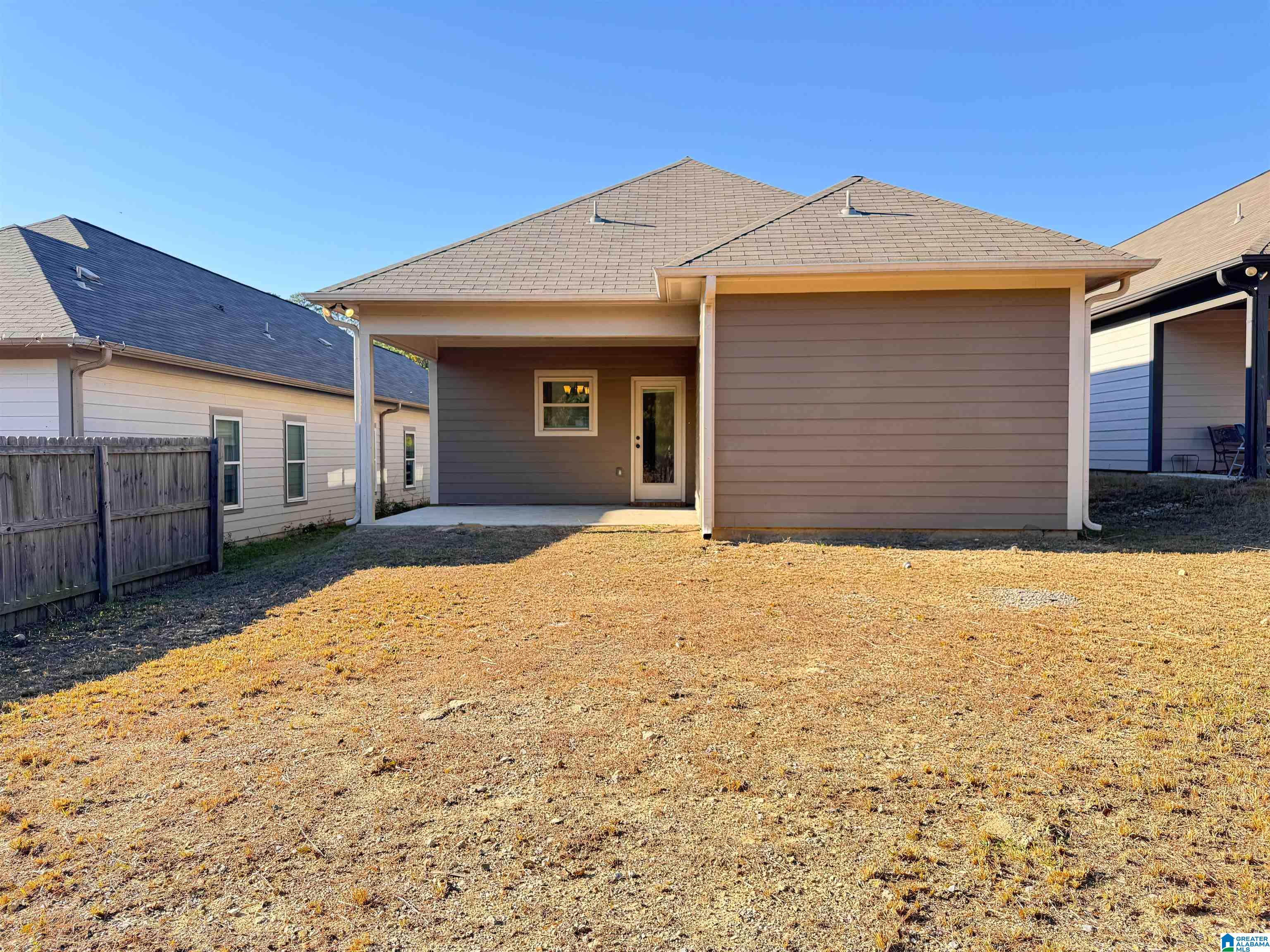 890 Maple Trace Odenville, AL 35120 - Photo 3 of 16