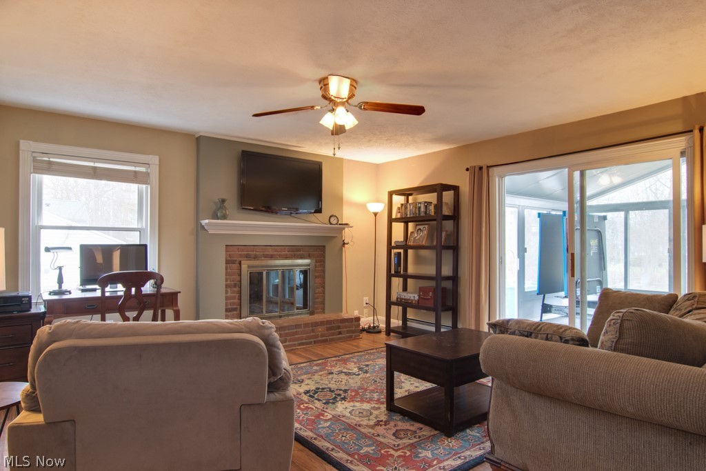 7422 Woodyard Road Hudson, OH 44236 - Photo 18 of 33 Family Room