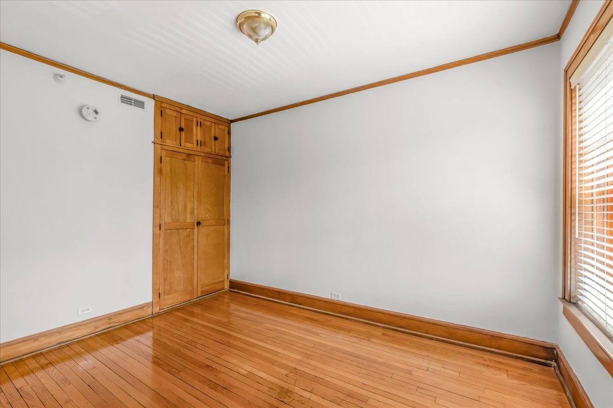 909 Green Bay Road, Unit 2S Winnetka, IL 60093 - Photo 8 of 12