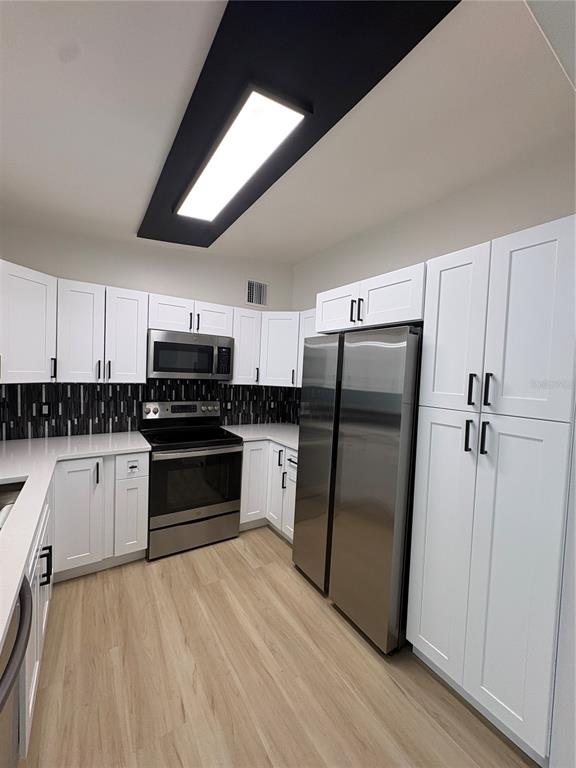10543 51st Terrace North St. Petersburg, FL 33708 - Photo 9 of 20