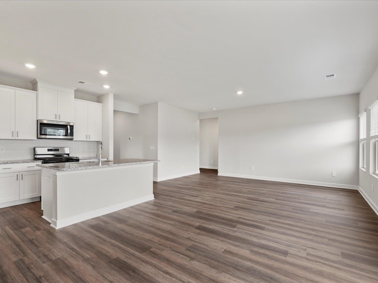 758 Treeline Road Moore, SC 29369 - Photo 6 of 39