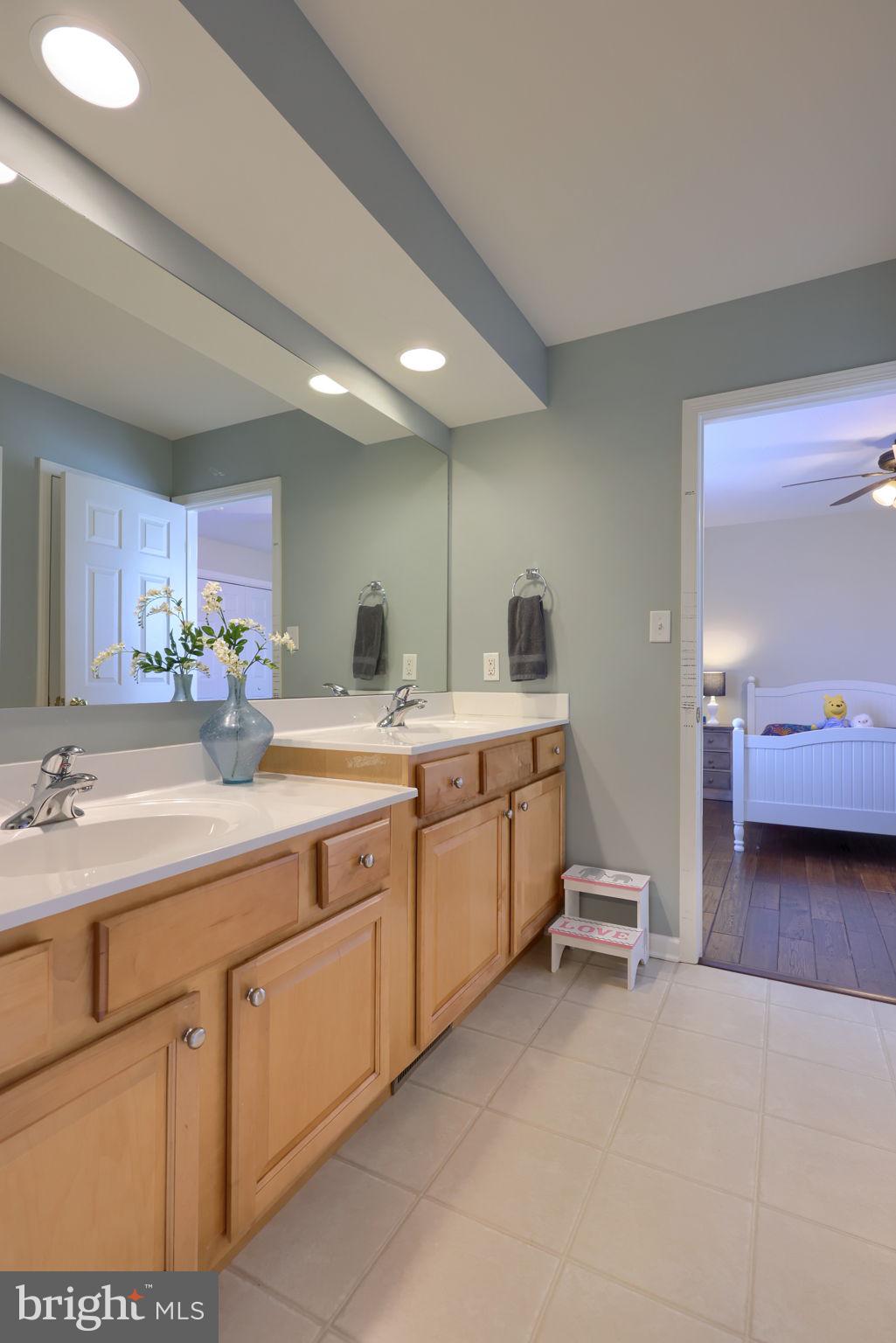 328 Cobblers Court Lititz, PA 17543 - Photo 47 of 60