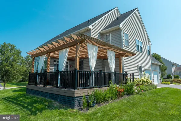 $725,000 | 328 Cobblers Court, Lititz, PA 17543