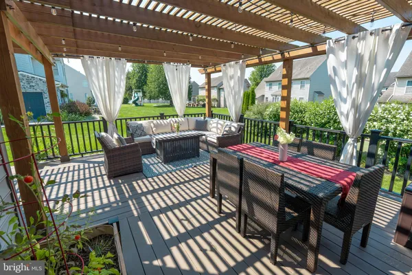 $725,000 | 328 Cobblers Court, Lititz, PA 17543