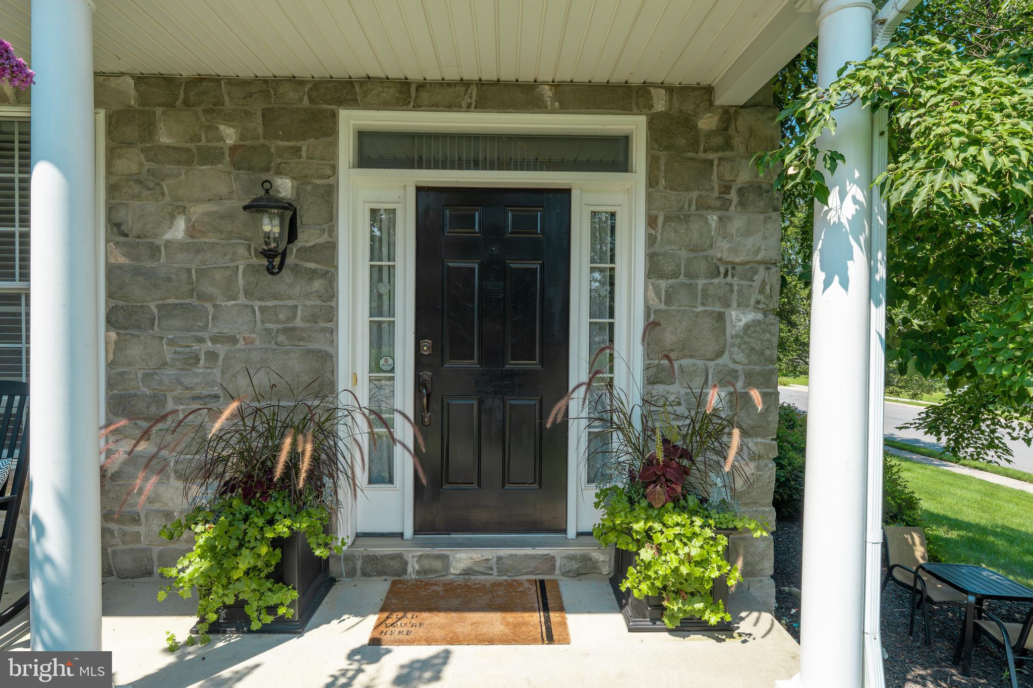 328 Cobblers Court Lititz, PA 17543 - Photo 9 of 60