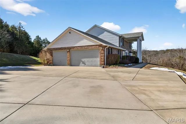 $629,900 | 2759 Frisco Hill Road, Imperial, MO 63052