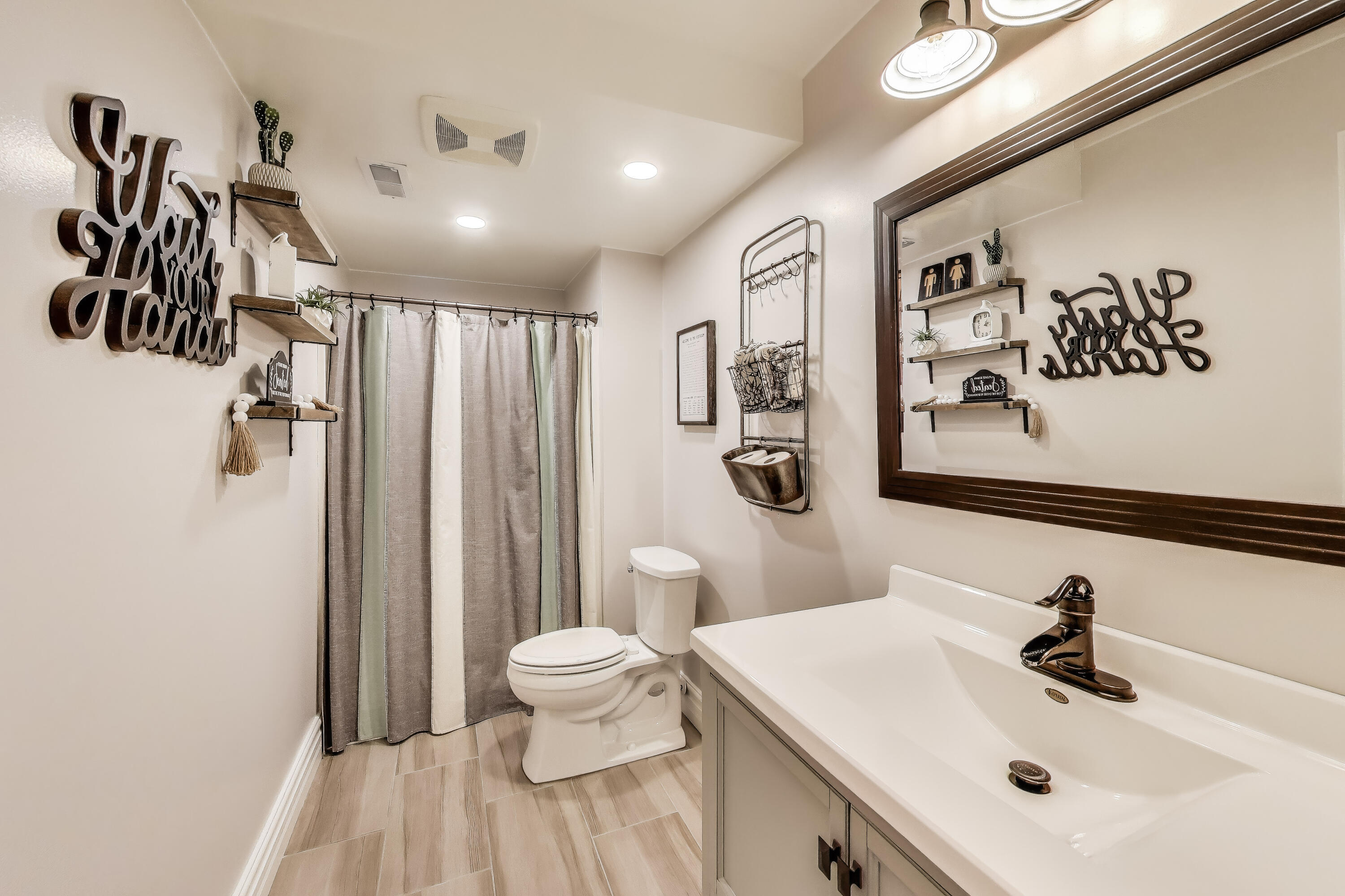 2903 Morningside Drive Crown Point, IN 46307 - Photo 29 of 39 a bathroom with a sink a toilet and shower