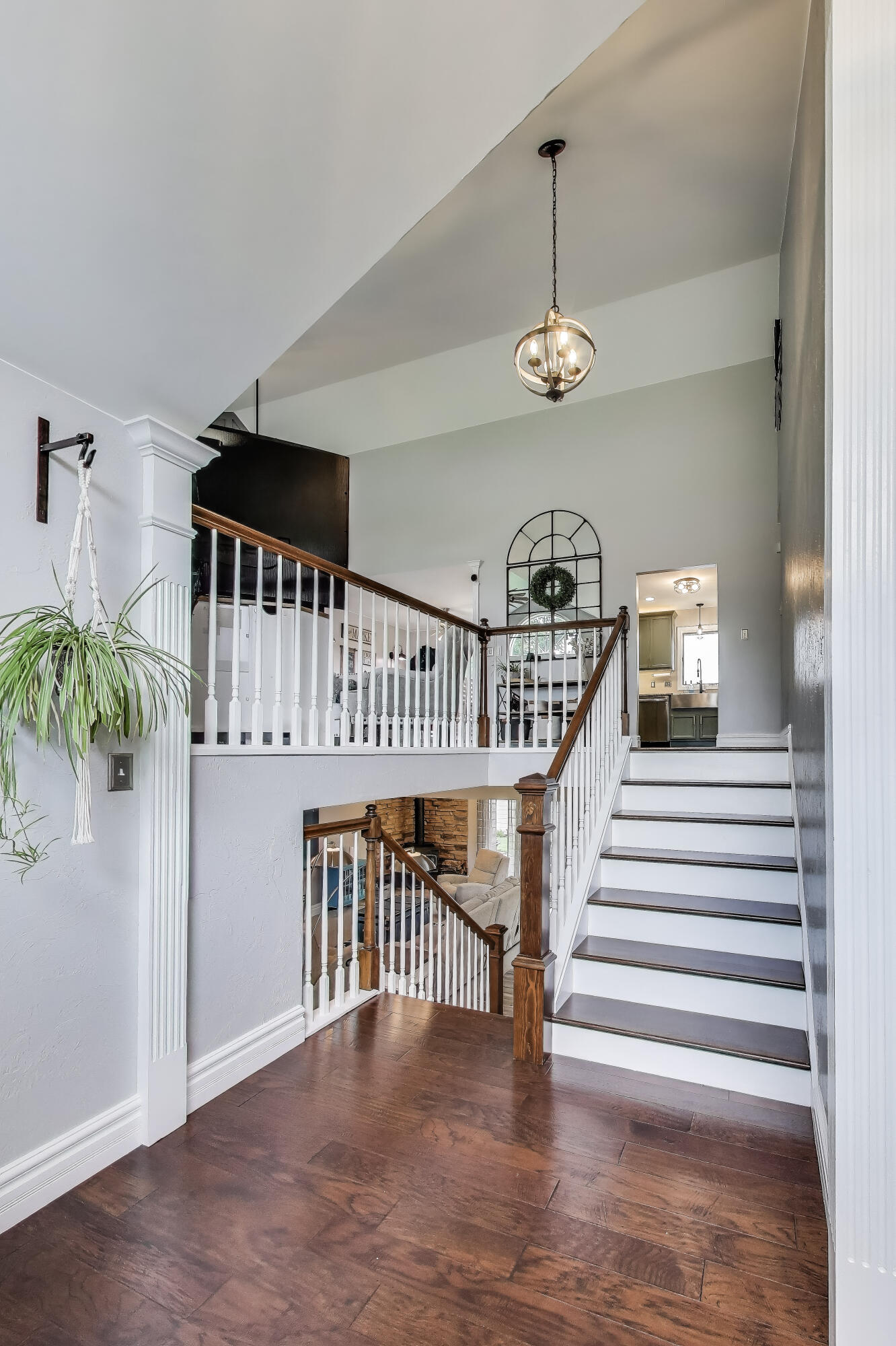 2903 Morningside Drive Crown Point, IN 46307 - Photo 3 of 39 a view of entryway with wooden floor