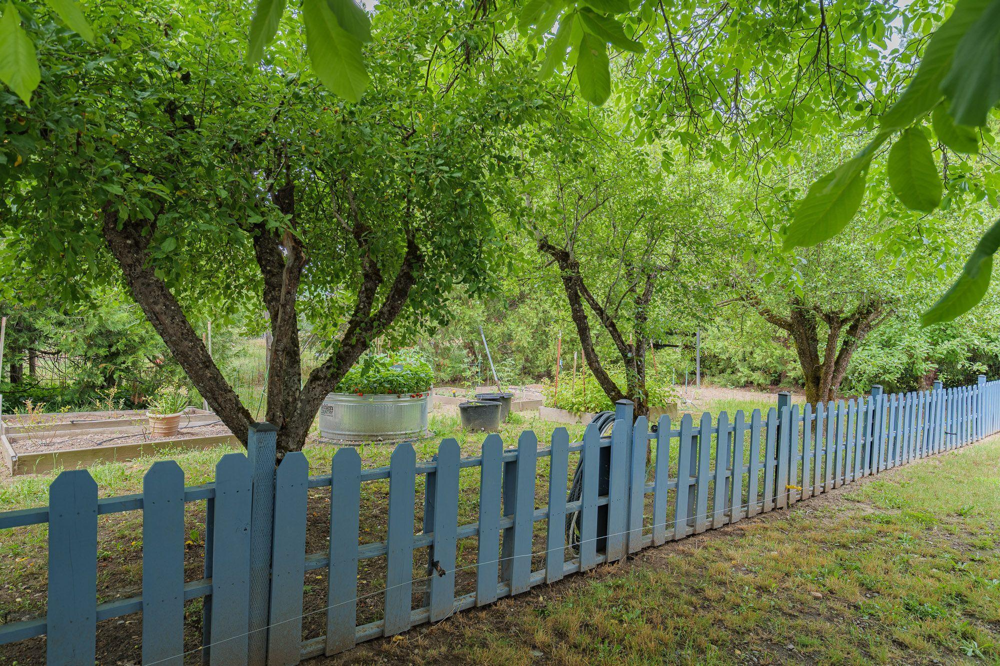 1640 Cedar Flat Road Williams, OR 97544 - Photo 28 of 30 Garden Area