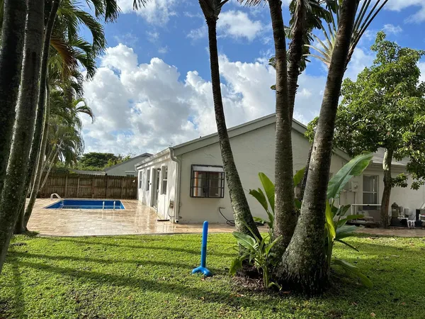 $4,500 | 9841 Ridge Creek Road, Boca Raton, FL 33496