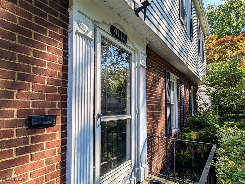 4117 Silsby Road Cleveland, OH 44118 - Photo 4 of 41