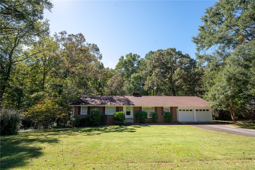 140 Briarcliff Road Central, SC 29630 - Photo 1 of 26 Gallery Image 1