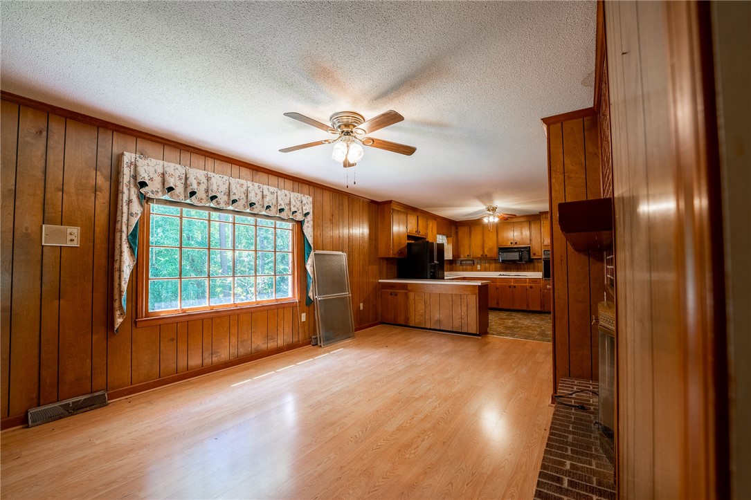 140 Briarcliff Road Central, SC 29630 - Photo 5 of 26 Gallery Image 5