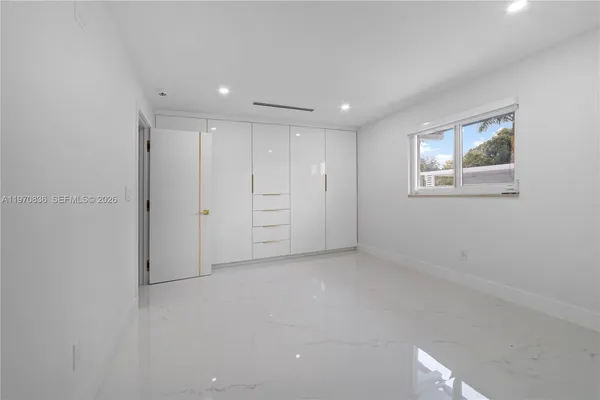 $3,200,000 | 2651 Southwest 141st Terrace, Davie, FL 33330
