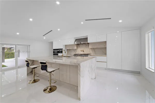 $3,200,000 | 2651 Southwest 141st Terrace, Davie, FL 33330