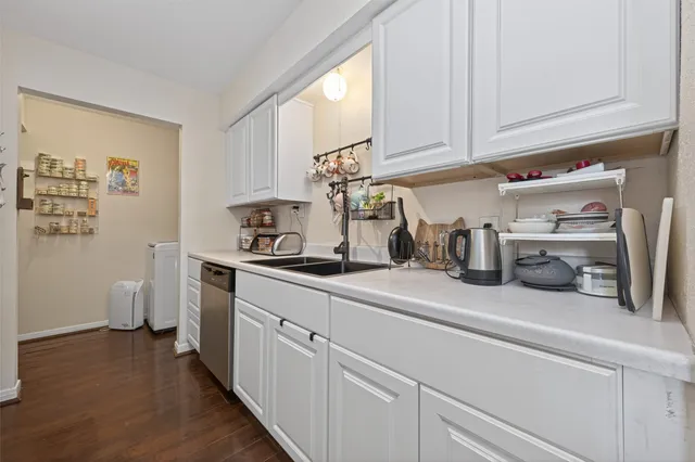 $135,000 | 16120 Stuebner Airline Road, Unit 602, Spring, TX 77379