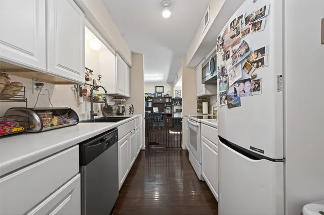 $135,000 | 16120 Stuebner Airline Road, Unit 602, Spring, TX 77379