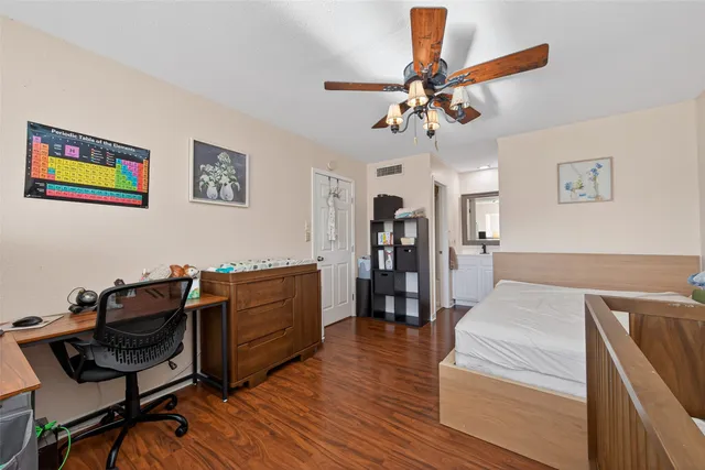 $129,750 | 16120 Stuebner Airline Road, Unit 602, Spring, TX 77379