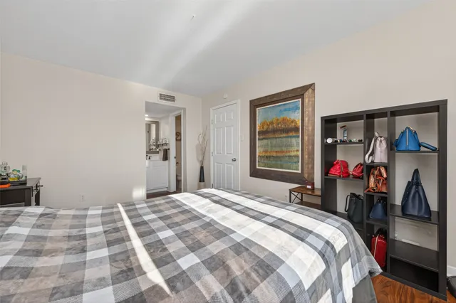 $129,750 | 16120 Stuebner Airline Road, Unit 602, Spring, TX 77379