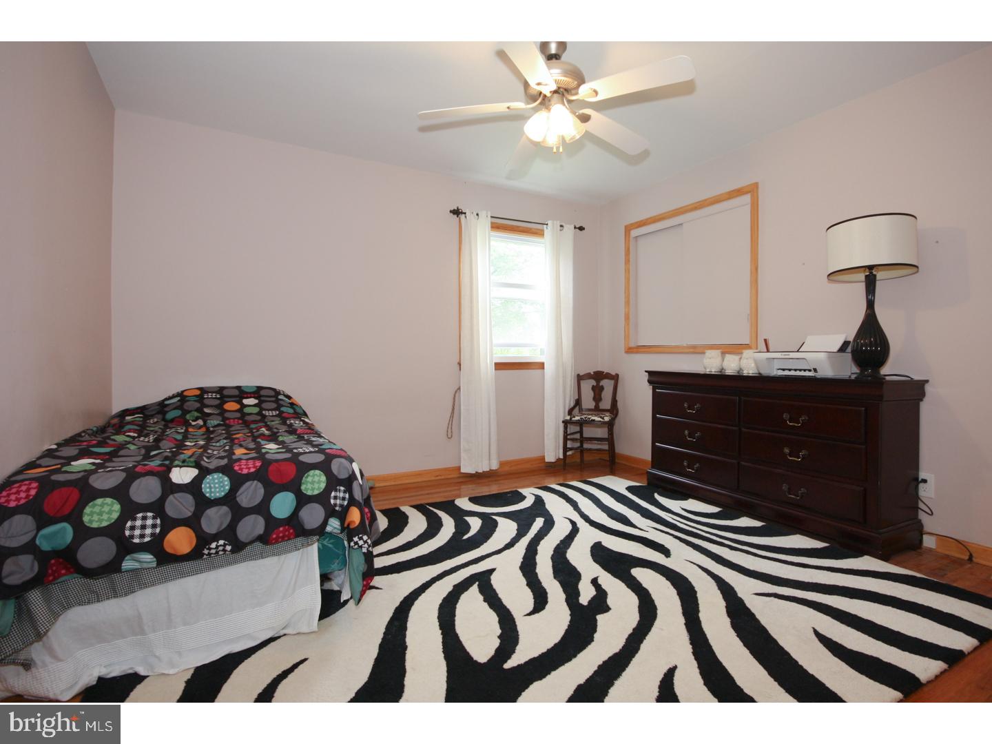 1147 Harriett Road Huntingdon Valley, PA 19006 - Photo 19 of 25 Bedroom 3