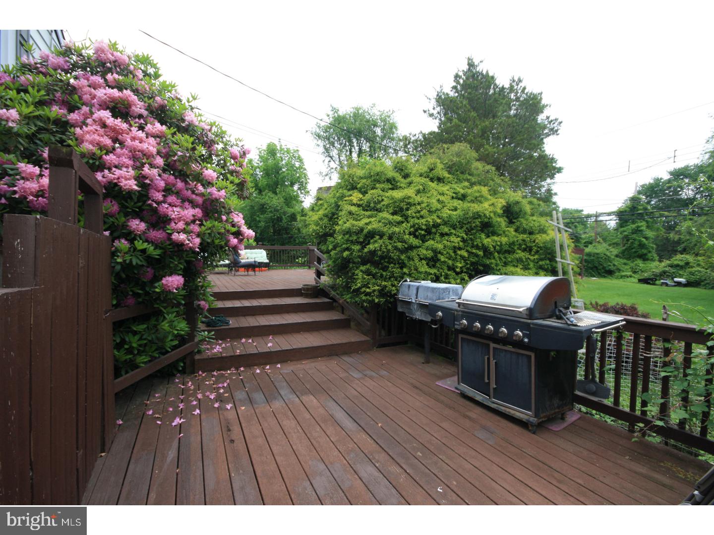 1147 Harriett Road Huntingdon Valley, PA 19006 - Photo 21 of 25 Deck