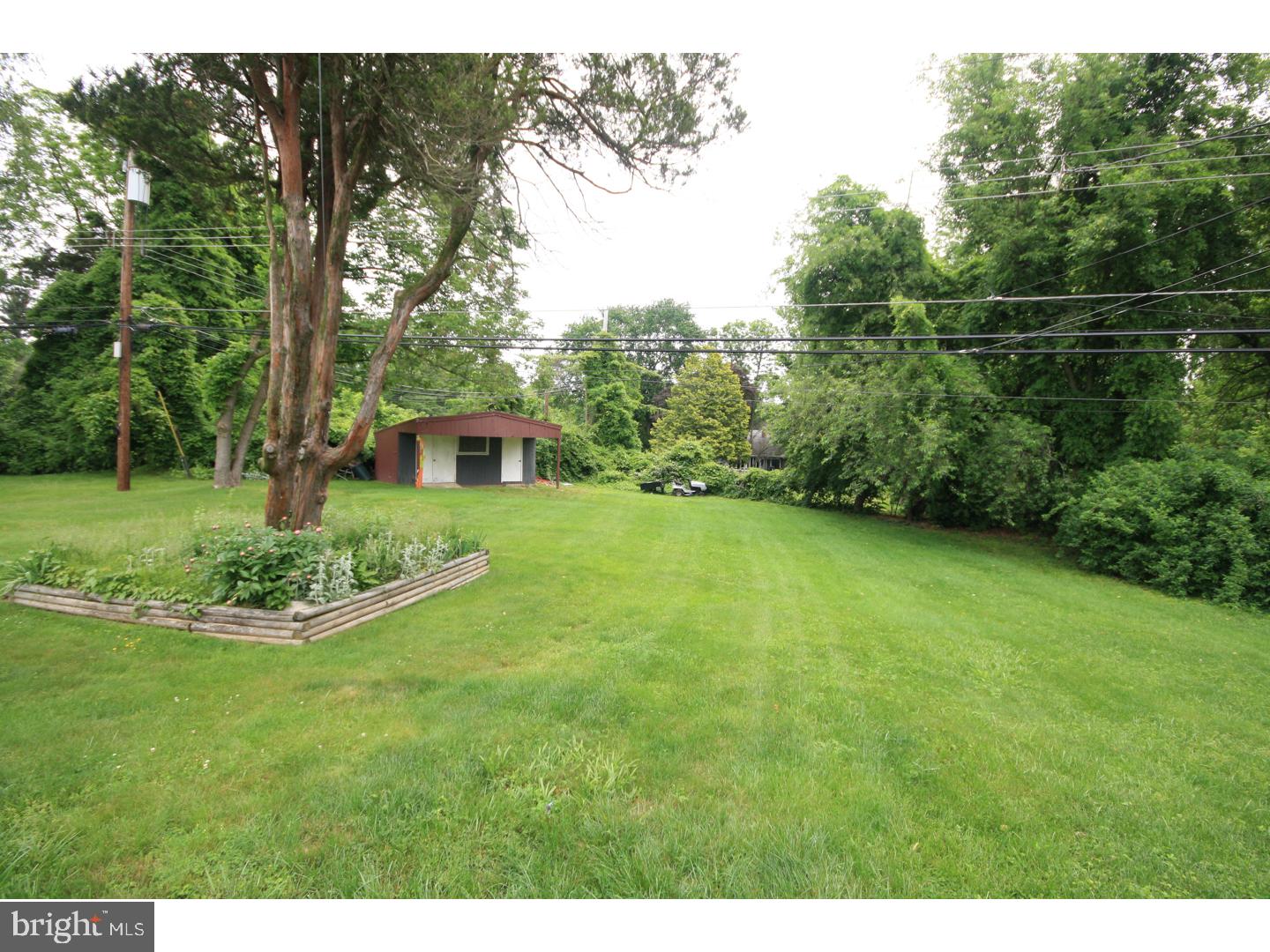 1147 Harriett Road Huntingdon Valley, PA 19006 - Photo 23 of 25 Back Yard