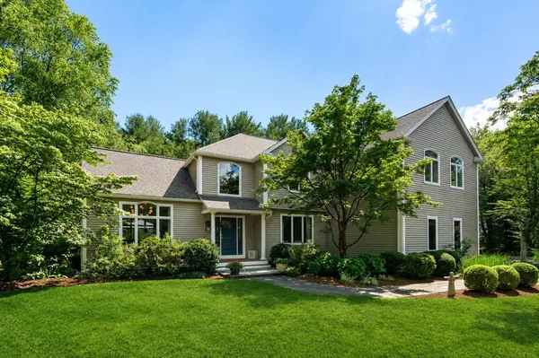 $1,195,000 | 3 Milton Lane, Foxboro, MA 02035
