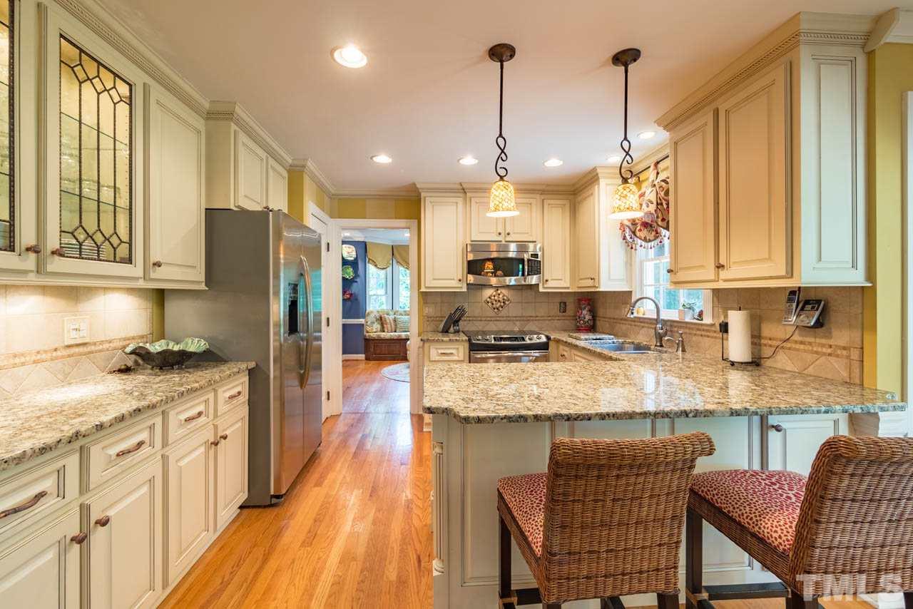 10517 Tree Bark Court Raleigh, NC 27613 - Photo 4 of 25