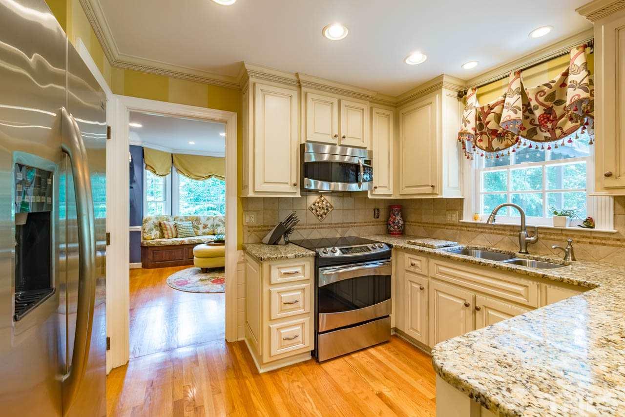 10517 Tree Bark Court Raleigh, NC 27613 - Photo 6 of 25