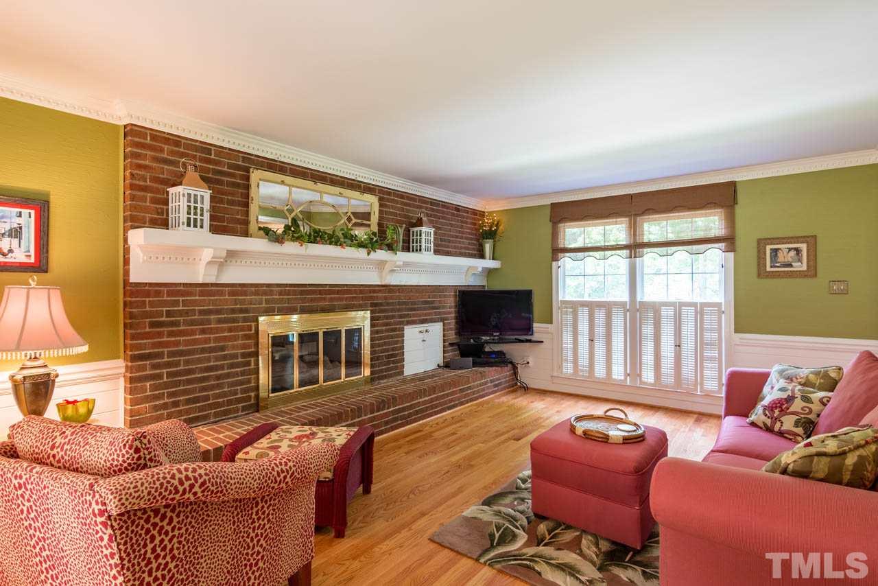 10517 Tree Bark Court Raleigh, NC 27613 - Photo 8 of 25